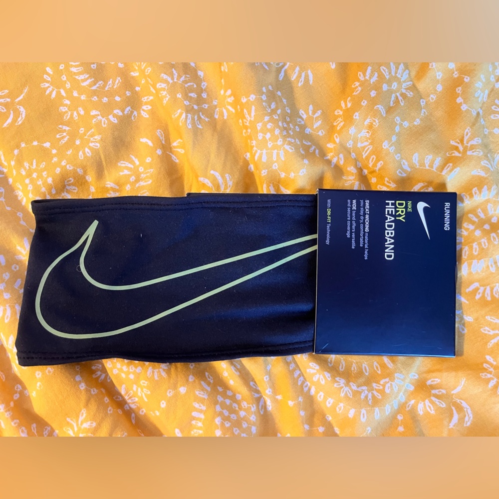 Nike dri-fit headband, NWT